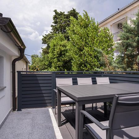 Apartmani Simi - The Sun Crikvenica Εξωτερικό φωτογραφία
