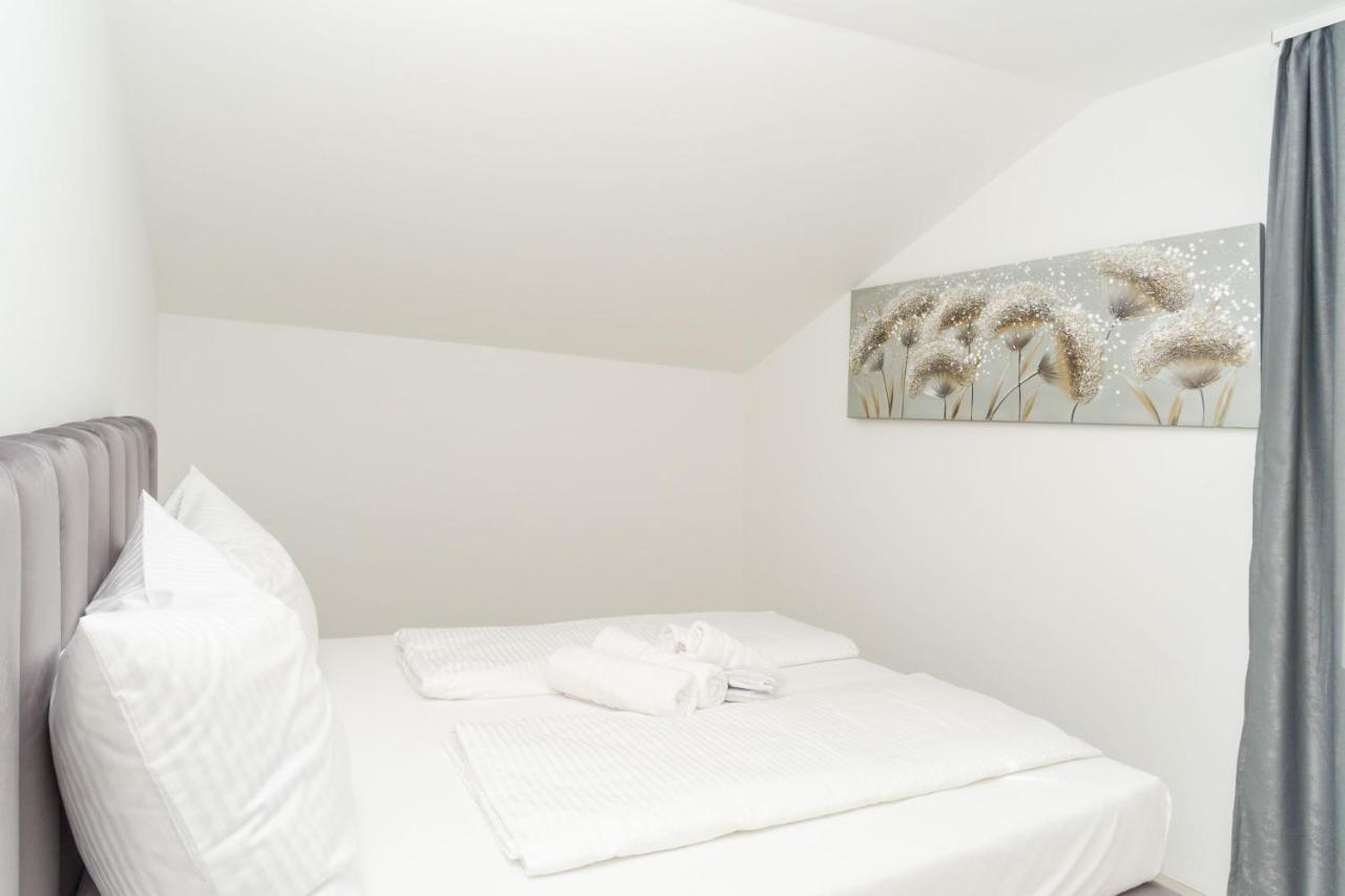 Apartmani Simi - The Sun Crikvenica Εξωτερικό φωτογραφία