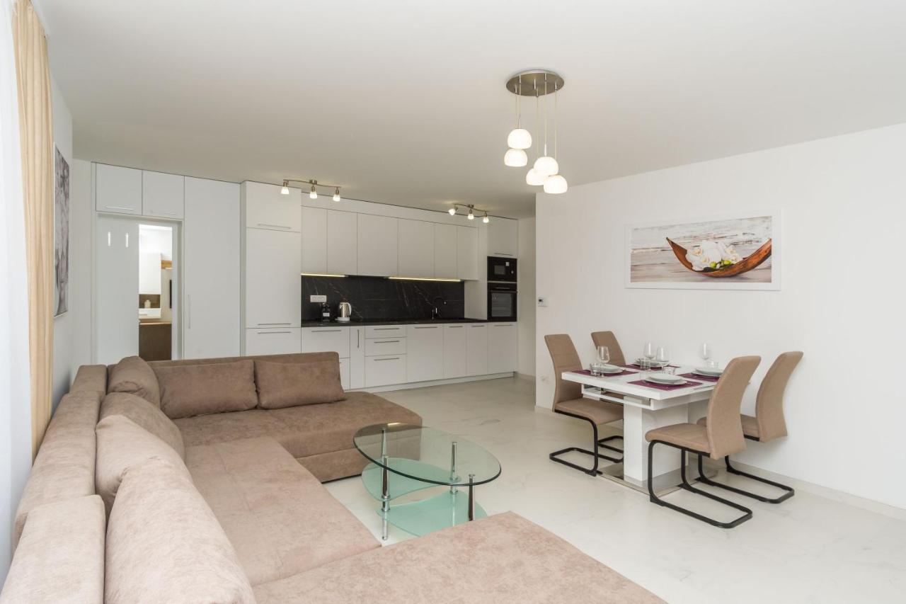 Apartmani Simi - The Sun Crikvenica Εξωτερικό φωτογραφία
