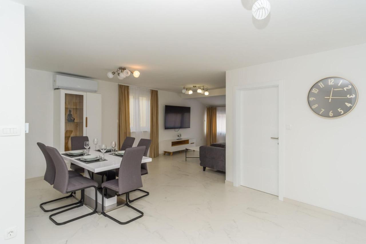 Apartmani Simi - The Sun Crikvenica Εξωτερικό φωτογραφία
